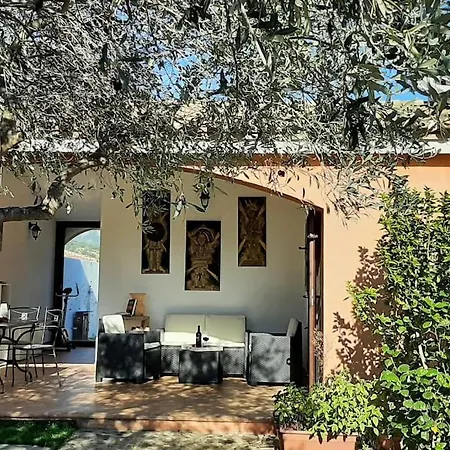 Holiday home Ibisco *