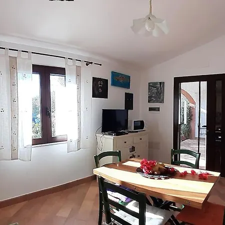 Holiday home Ibisco *
